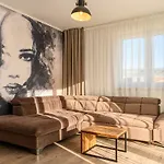 Koa - Moon Penthouse Apartament Braszów